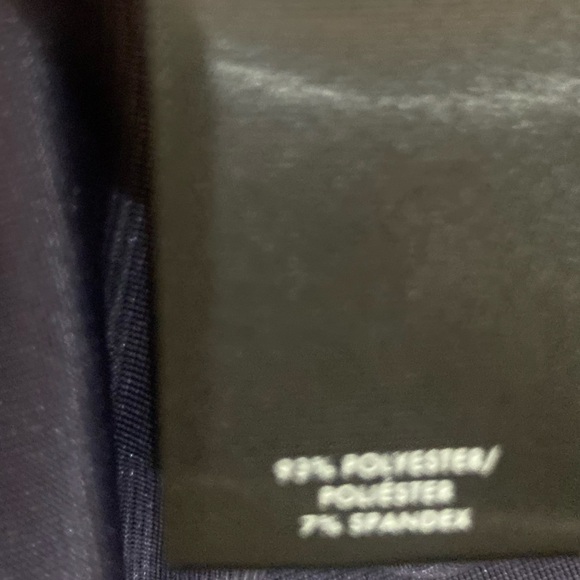 Ann Taylor navy velvet short sleeve stretch scoop neck top size medium - Picture 10 of 10